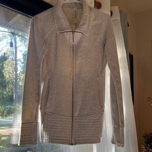 Lululemon Radiant Jacket in Heathered Light Ivory Size 6